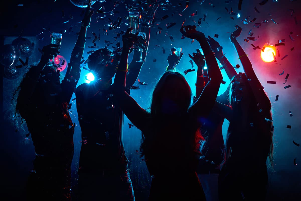 https://assets.tina.io/41189407-8704-403d-b94f-3c5653d73285/party.jpg